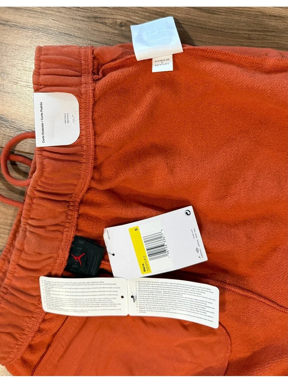 Jordan Flight Men's Fleece Essentials Shorts